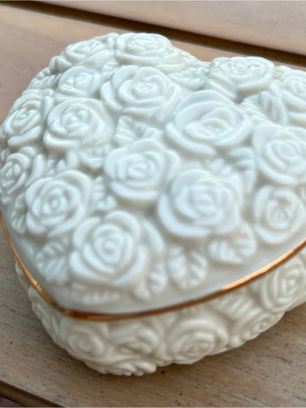 Lenox Cream Heart Jewelry Box with Gold Trim